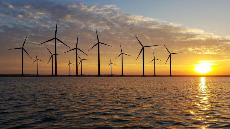 U.K. to Invest $42 Million on Offshore Wind Projects