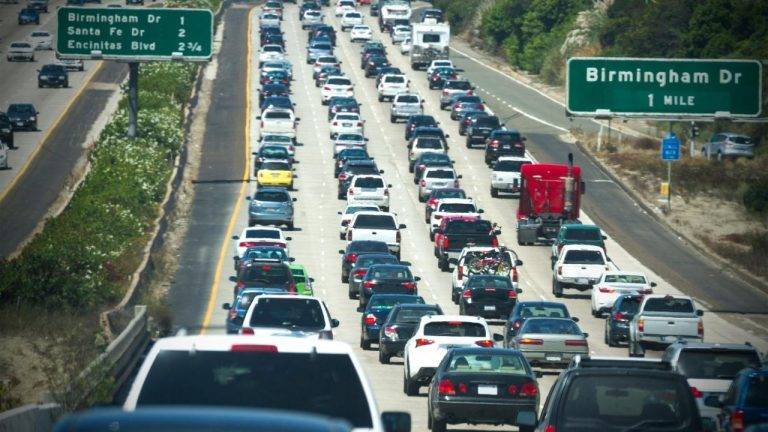 California Reveals Plan to Phase Out New Fossil-Fuel Cars by 2035