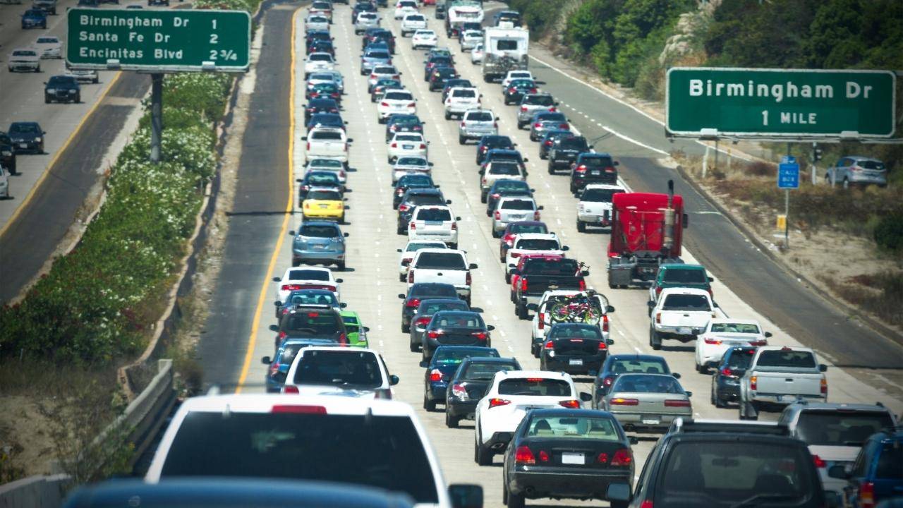 California Reveals Plan to Phase Out New Fossil-Fuel Cars by 2035