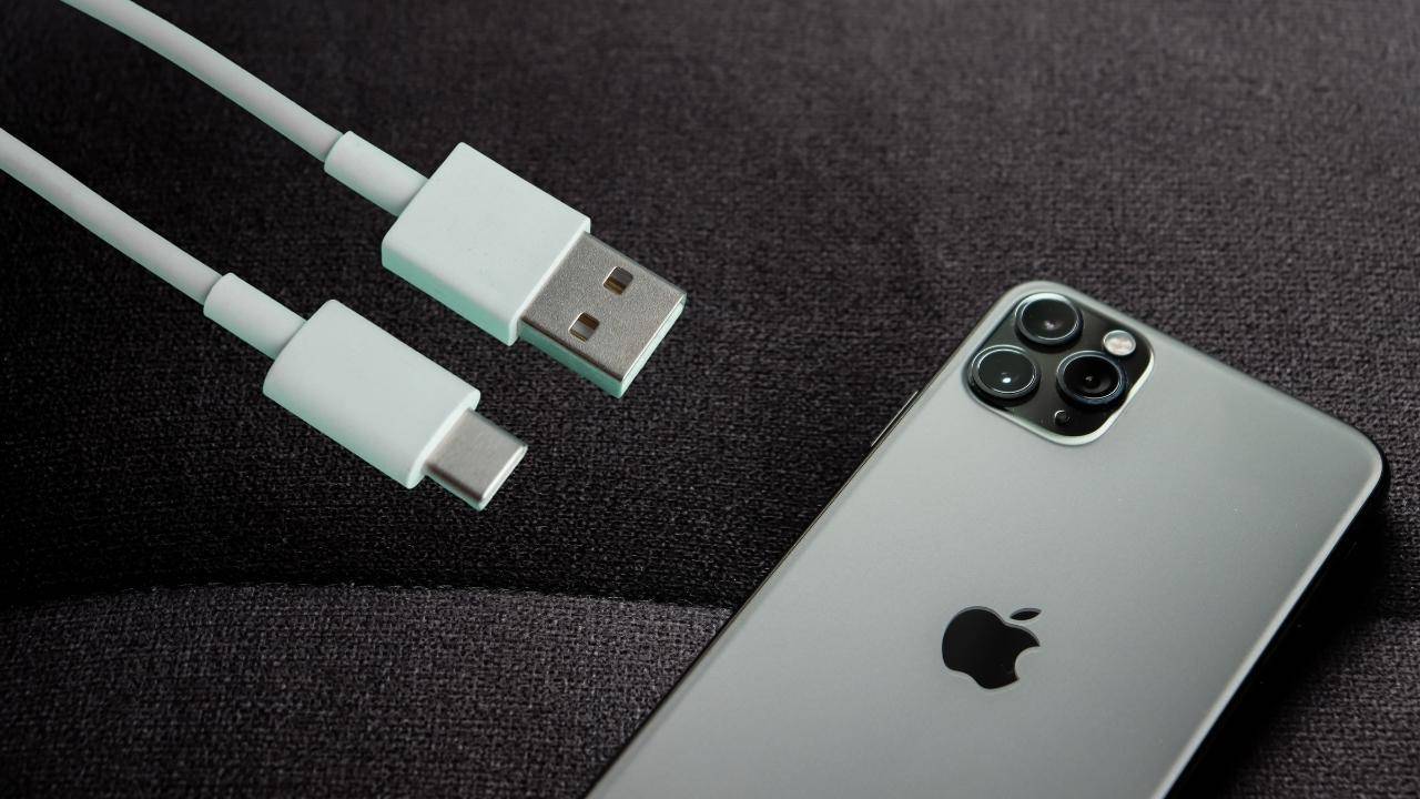 Apple Will Be Required To Support USB-C Charger Under New EU Policy