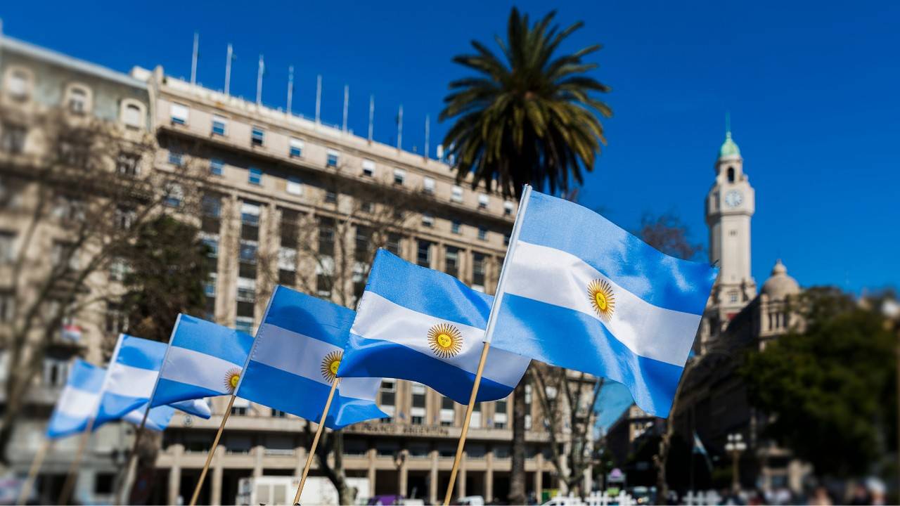 Argentina Gets a $500 million Loan
