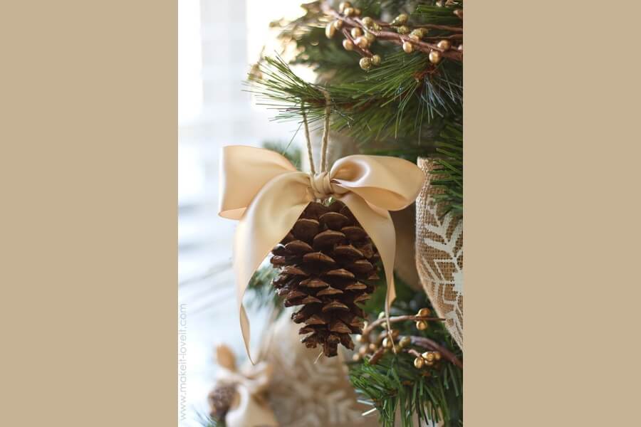 Pinecone Ornaments DIY Christmas Decoarions