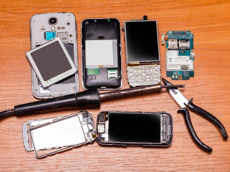 cell phone recycling preparation