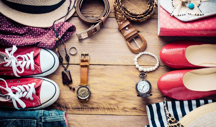 Accessorizing Your Capsule Wardrobe