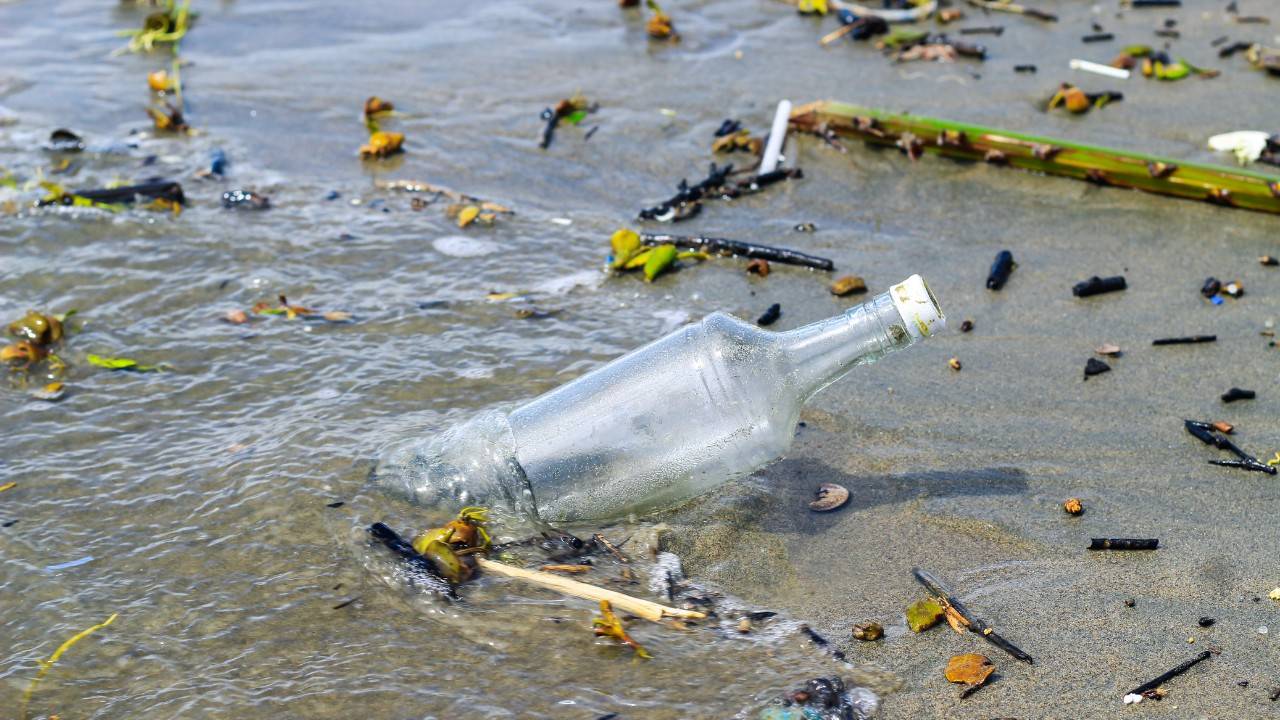 Grandfather Cleans Malaysia’s Beaches of Glass Bottles