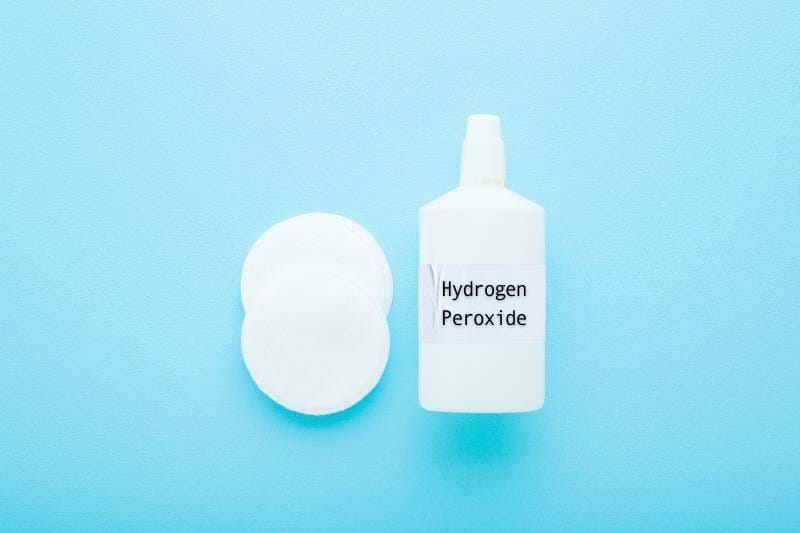 Hydrogen Peroxide for killing mold