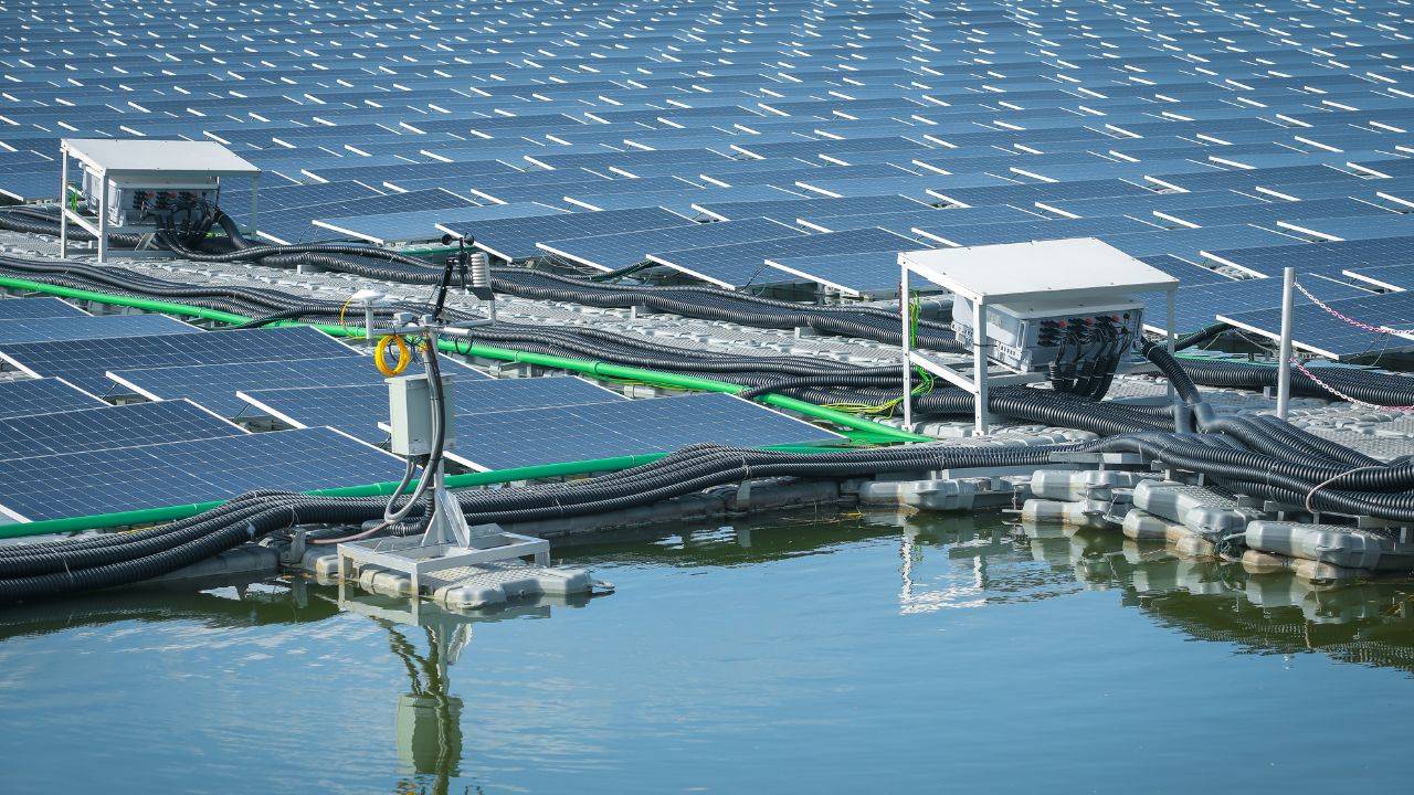 Solar Panels to Cover Irrigation Canals in California