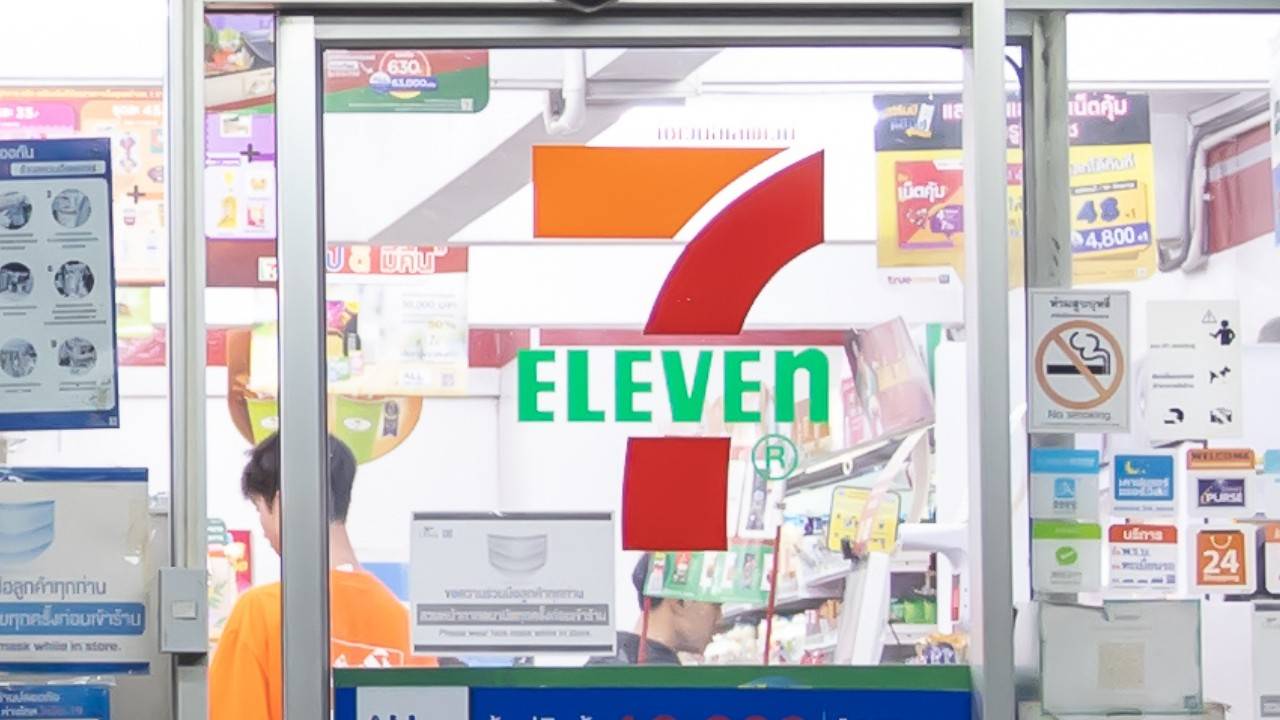 Taiwanese 7-Eleven To Start Phasing Out Single-Use Plastic