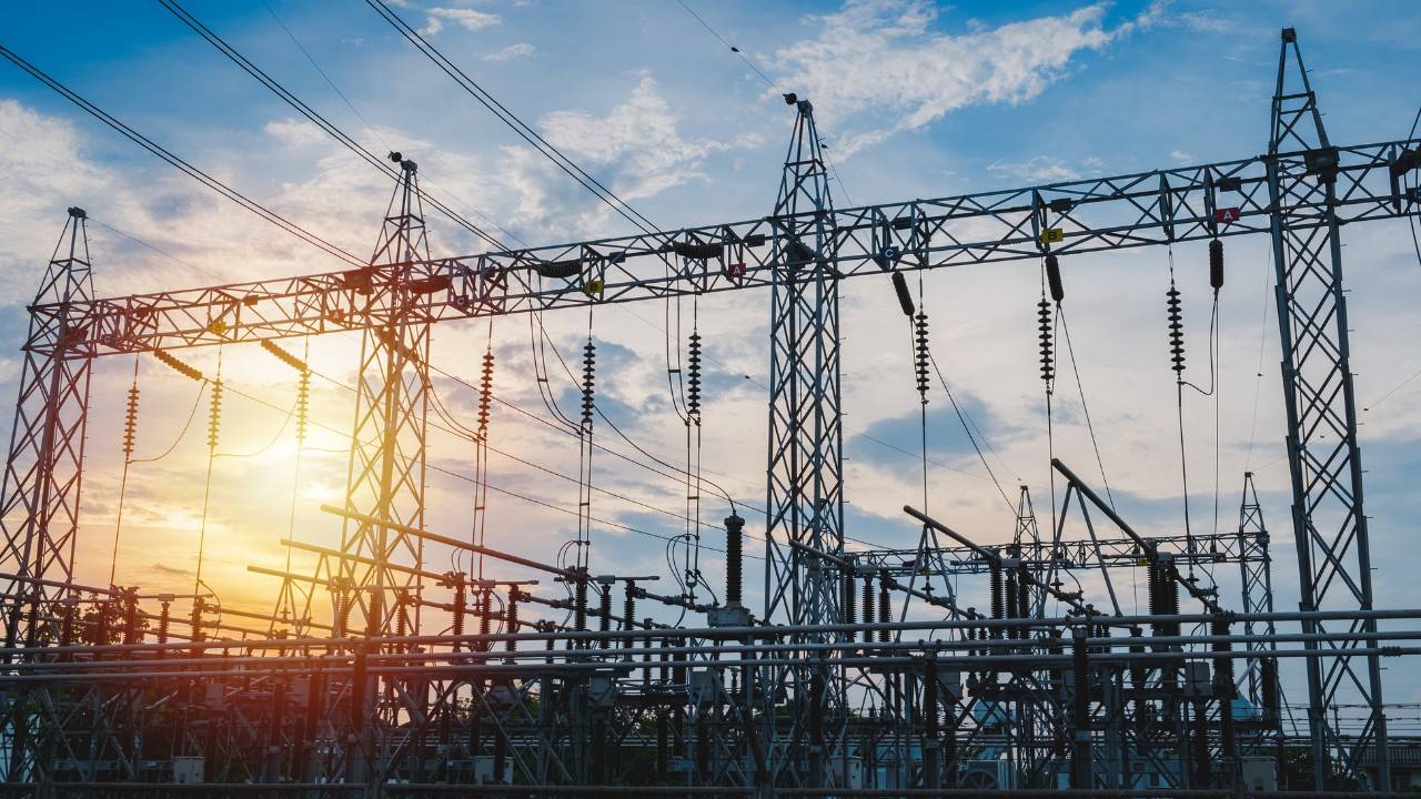 US Electric Grid Boosted with Record $3.5 Billion Funding
